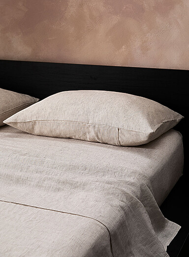 Simons Maison: Le couvre-oreiller &agrave; motif pur lin europ&eacute;en Voir nos formats offerts Carreaux fins bruns