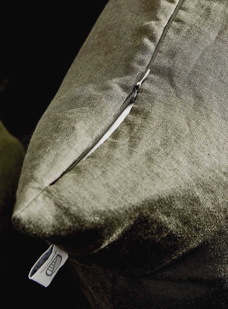 Solid pure linen removable-cover cushion Feather fill 50 x 50 cm product image 2