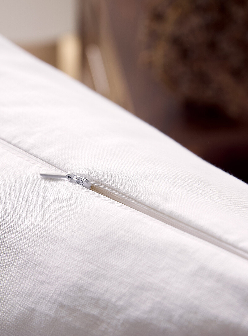 Solid pure linen removable-cover cushion Feather fill 65 x 65 cm product image 2