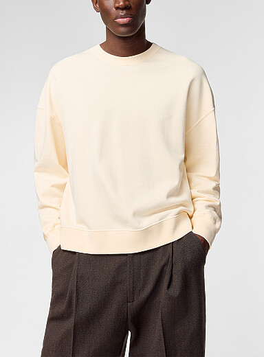 Cream-coloured essential sweatshirt
