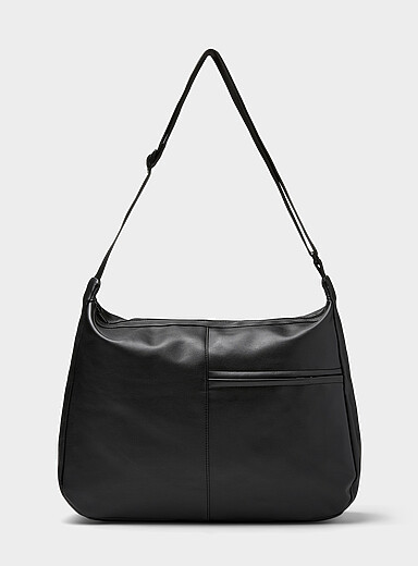 Le sac messager &eacute;pur&eacute; effet cuir <b>Importation de S&eacute;oul</b>