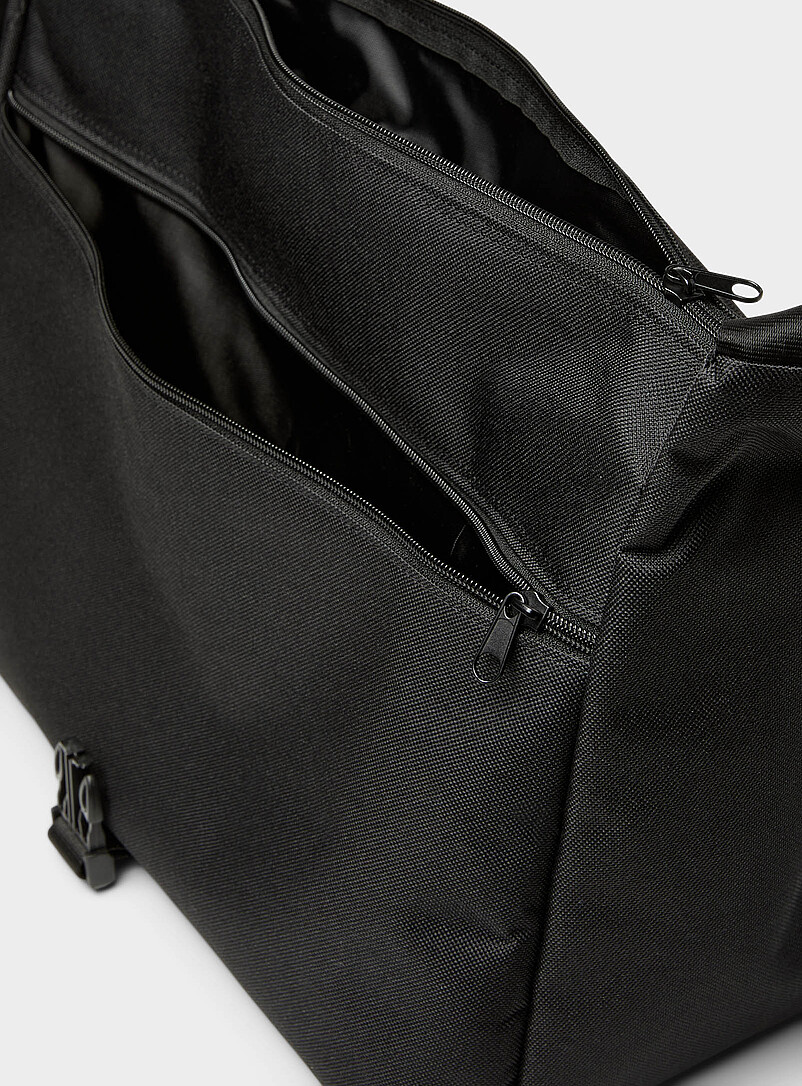 Nylon messenger bag Imported from Seoul product image 3