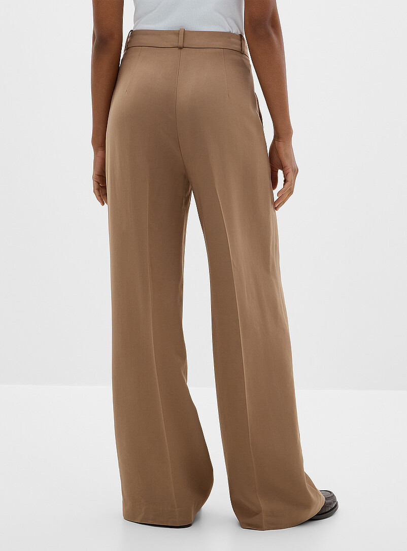 Rich viscose pant Fit: Wide leg, high rise Made in Portugal product image 3