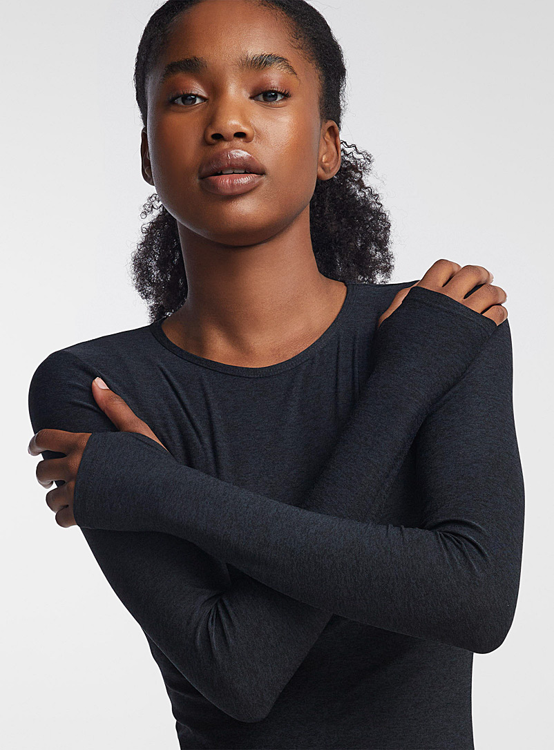 Beyond Yoga Black Ultra-soft sleeve slim-fit tee for women