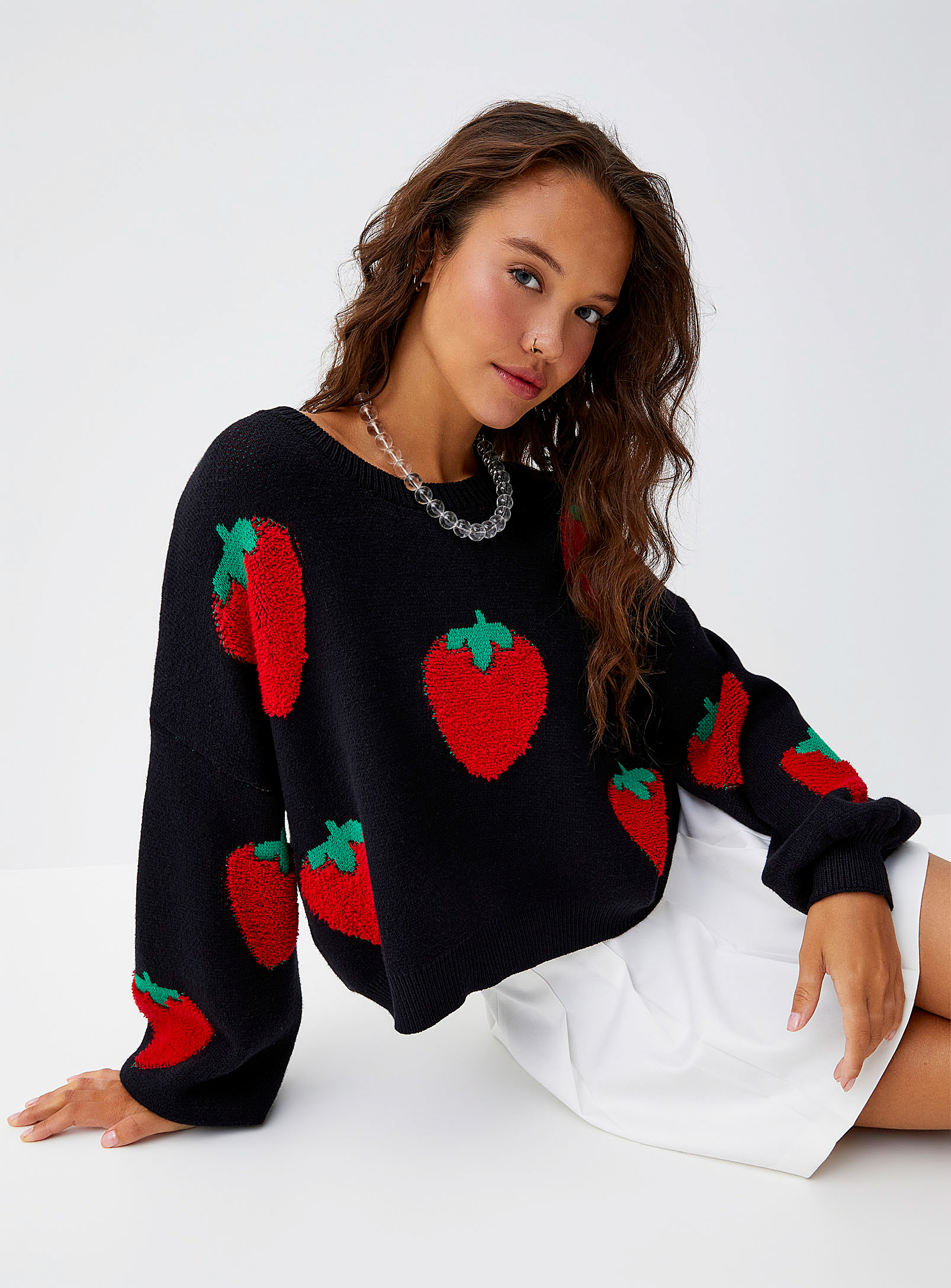 Twik - Women's Puff-sleeve terry strawberries sweater