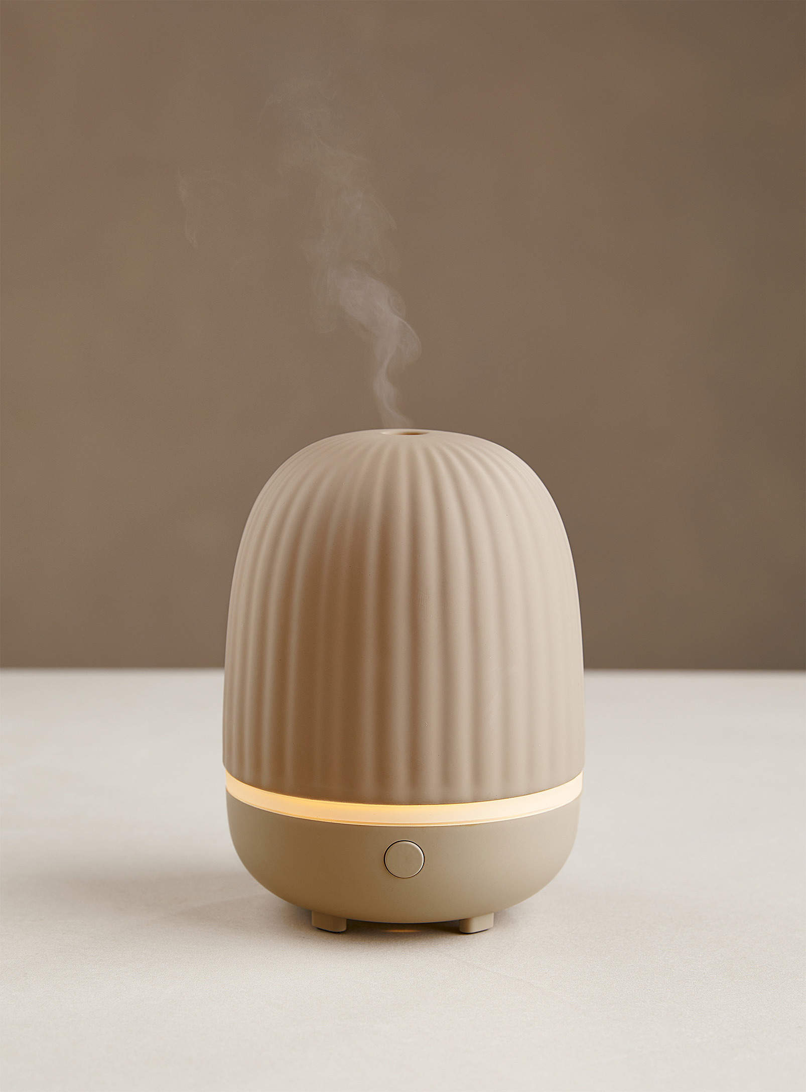 Simons Maison Latte Essential Oil Diffuser In Taupe