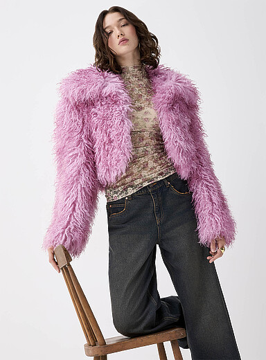 Pink faux-fur cropped coat | Jakke | | Simons
