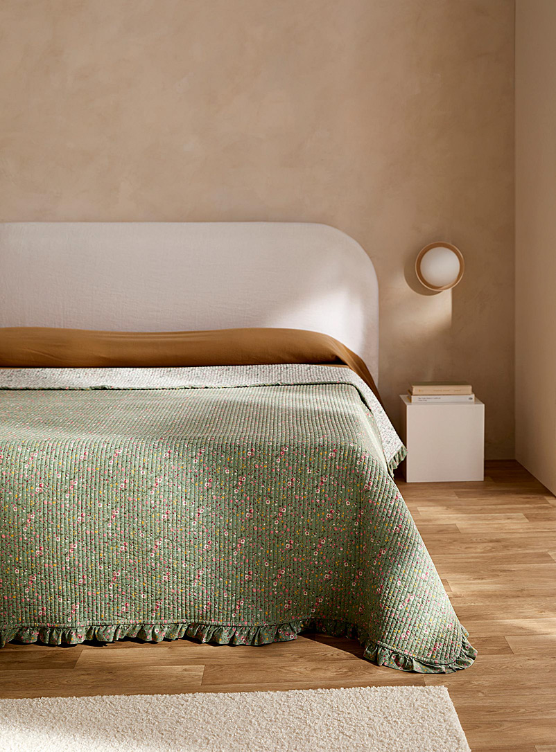 Simons Maison Green Floral pattern reversible quilt