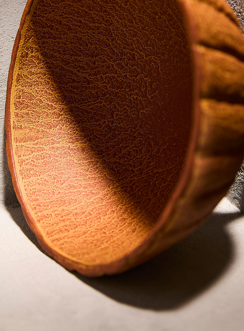 Simons Maison: Le bol sur pattes sillons terracotta Cuivre - Rouille
