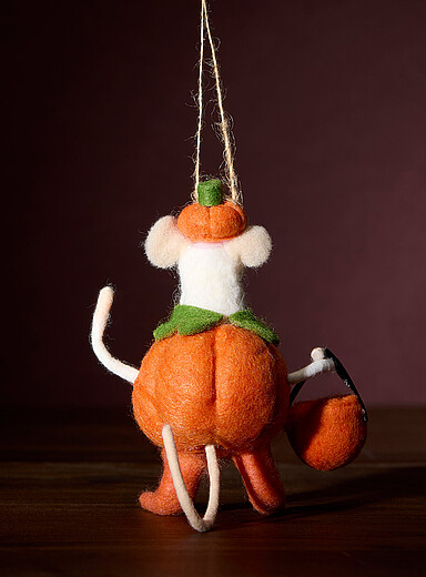L'ornement souris d&eacute;guis&eacute;e citrouille <b>Collection d'Halloween</b>