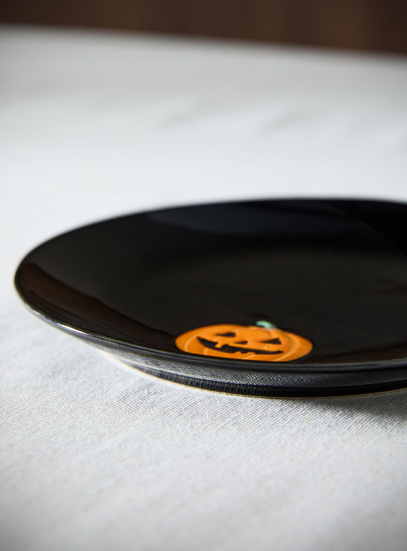 Embossed pumpkin plate Halloween Collection product image 2