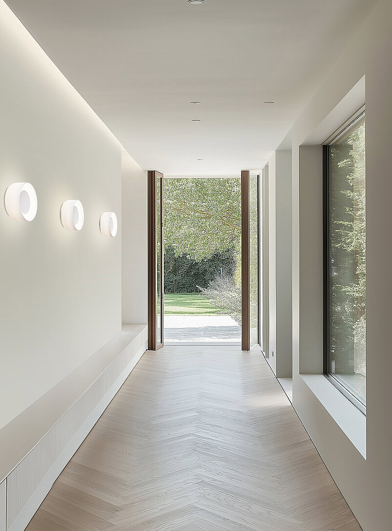 Totem white wall sconce product image (primary)