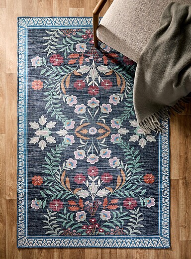 Blooming flowers midnight blue rug 120 x 180 cm