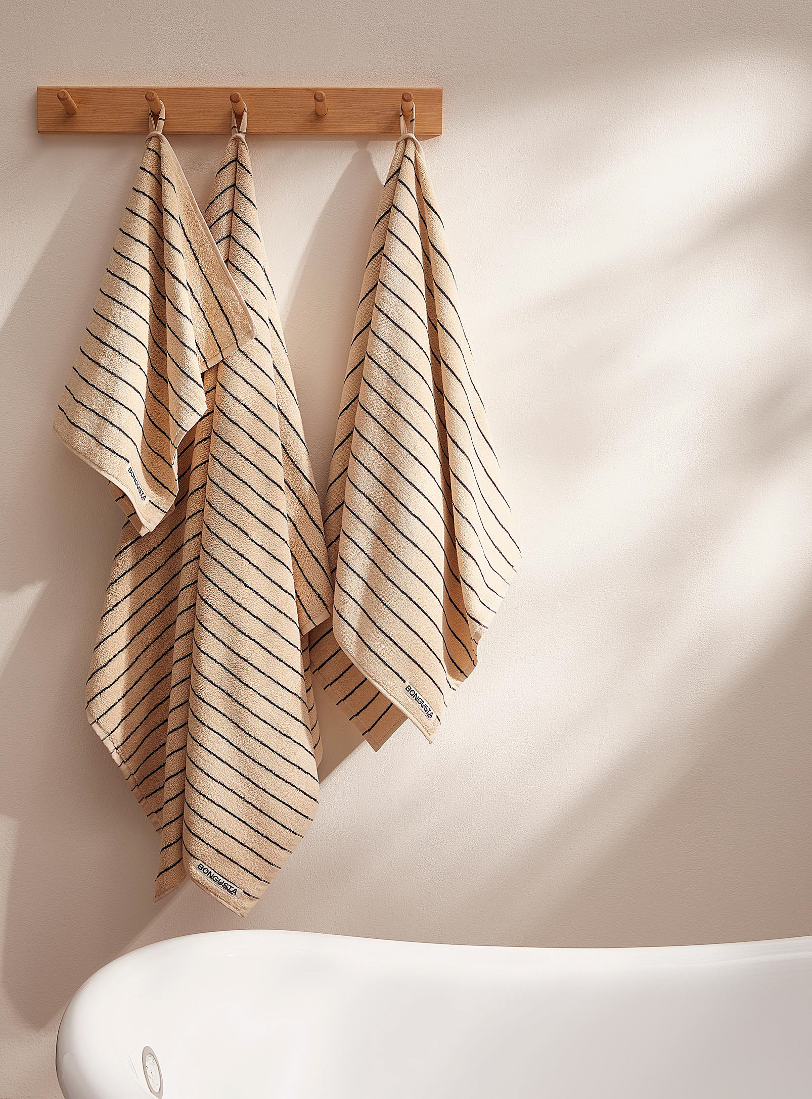 Bongusta Naram Striped Towels In Patterned Ecru
