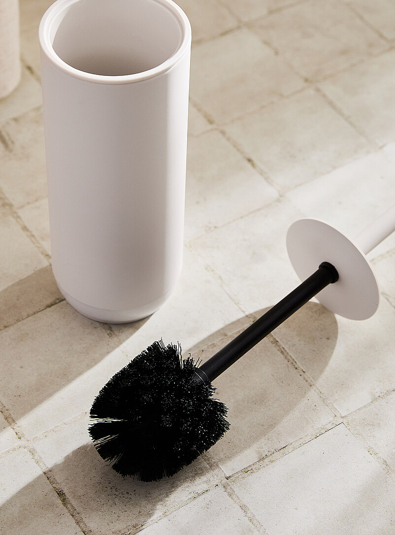 Simons Maison White Monochromatic toilet brush
