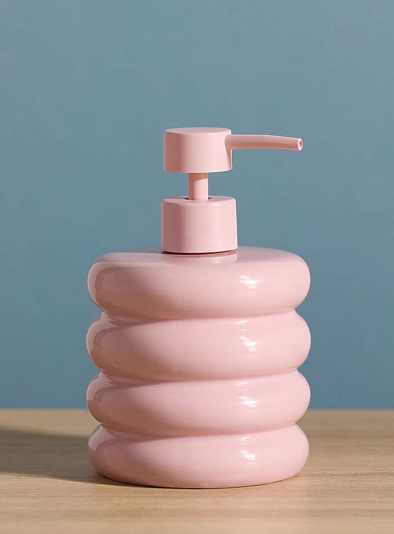 Wavy soap pump product image (primary)