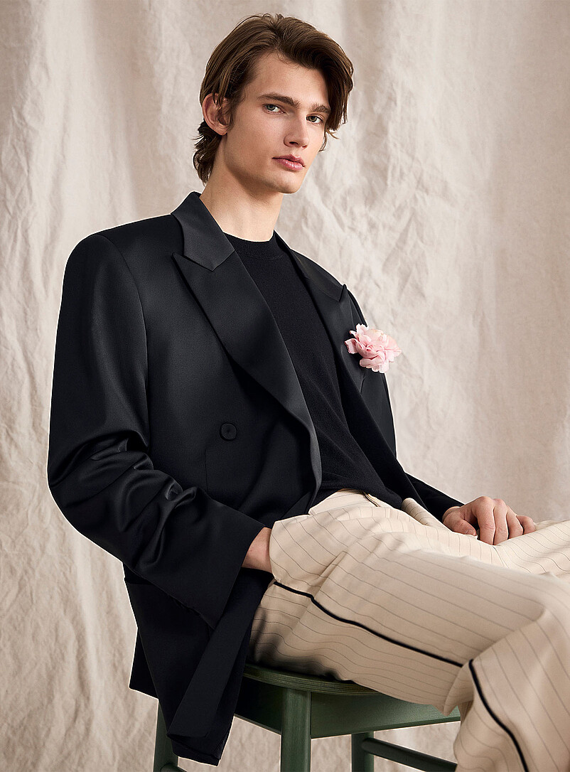 Satiny Double-Breasted Suit Jacket Wool-Blend Fabric By Altinyildiz Le 31 Studio Capsule