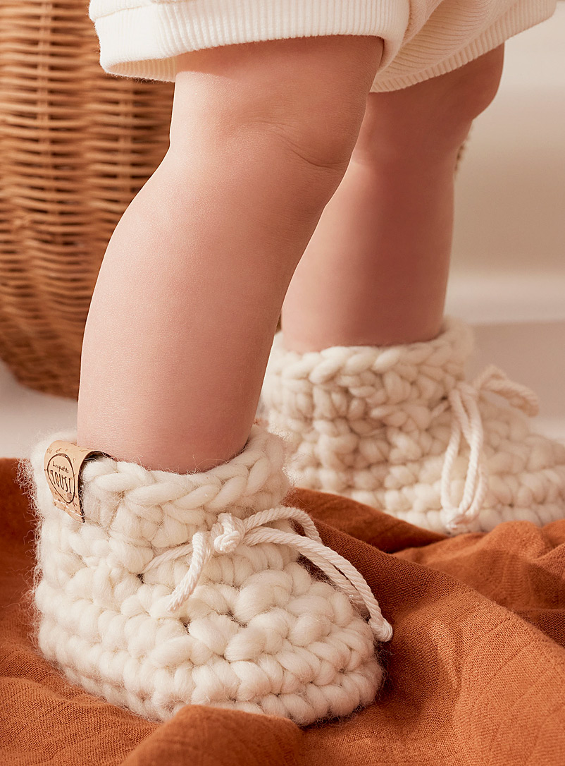 Les Petits Tousi Ivory White Cozy crocheted socks Kids