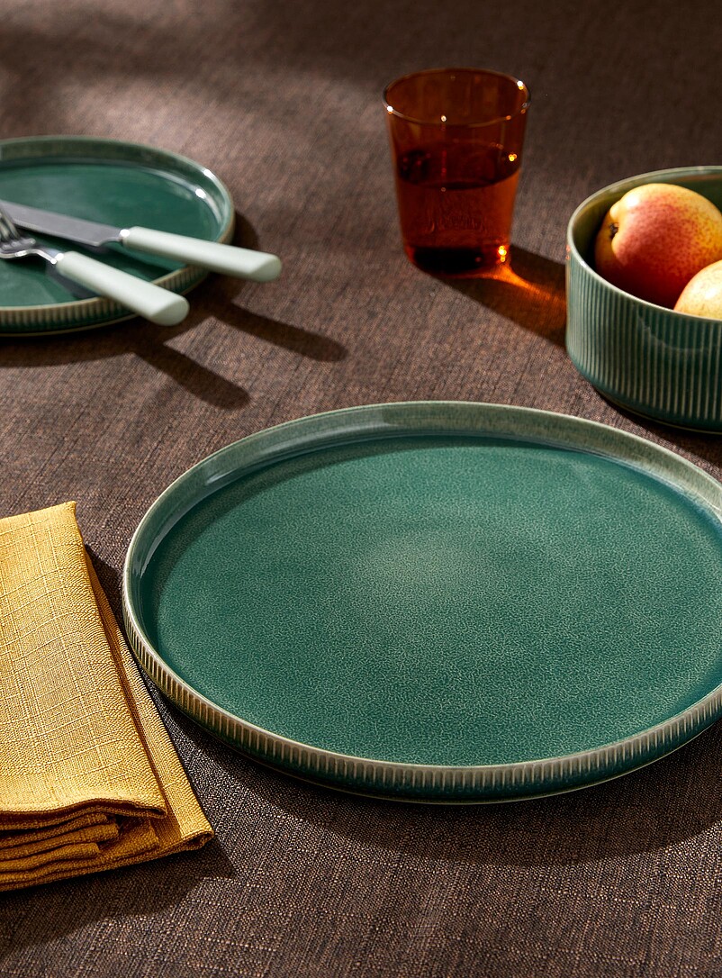 Large modern grooved plate product image (primary)