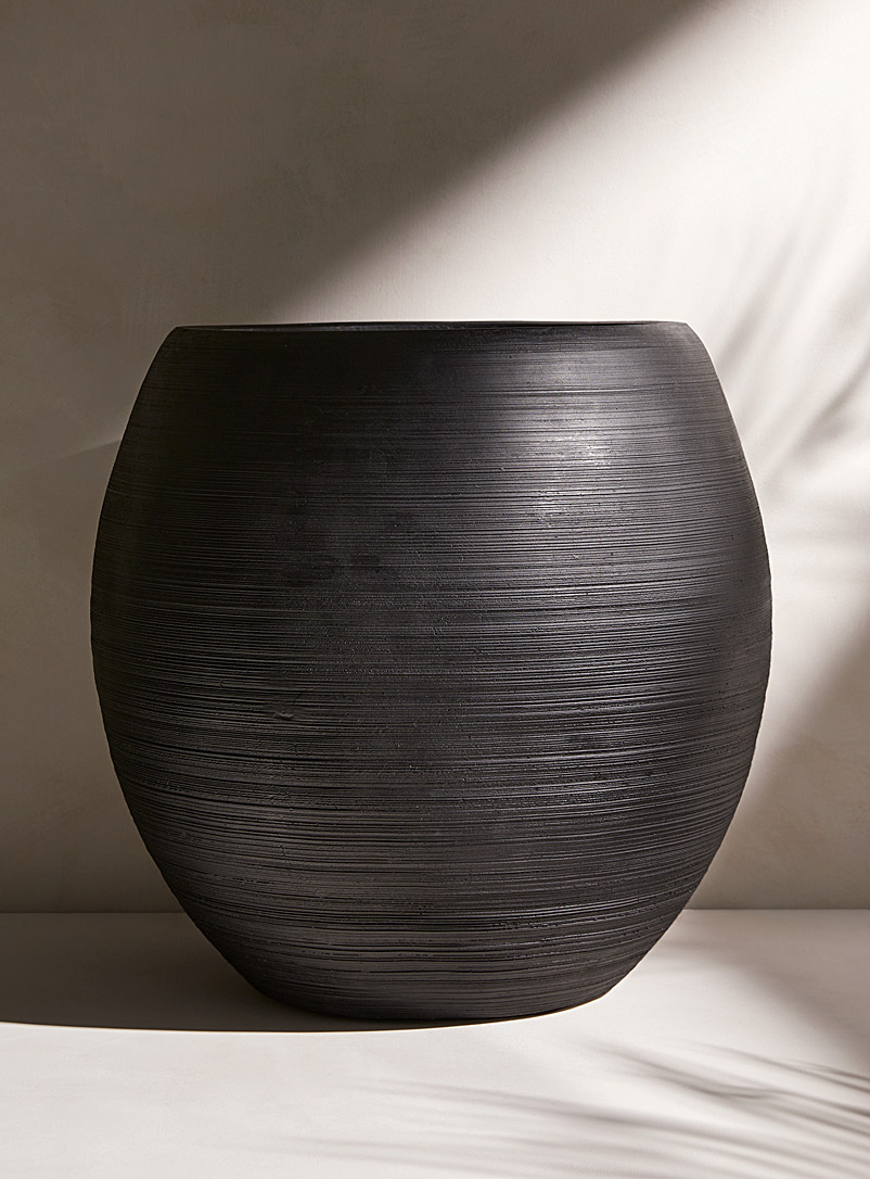 Planters & Garden Accessories | Decor | Simons