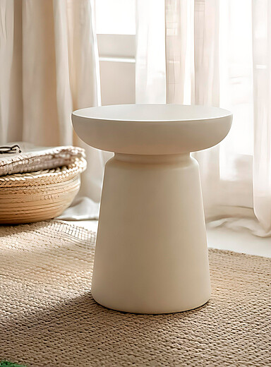 La table d'appoint ronde forme bol