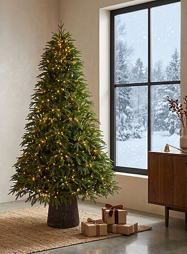 Le sapin de No&euml;l artificiel illumin&eacute; base effet &eacute;corce 228 cm de hauteur <b>Collection de No&euml;l</b>
