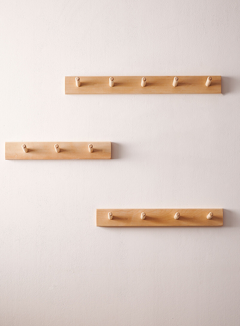 LivCan Design Assorted Wall-mounted dowel coat rack