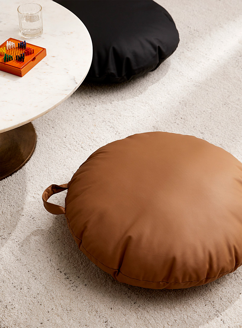 Simons Maison Honey/Camel Round faux-leather floor cushion 70 cm