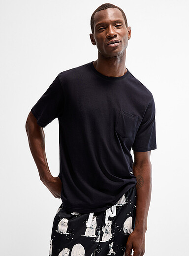 Le t-shirt doux poche plaqu&eacute;e