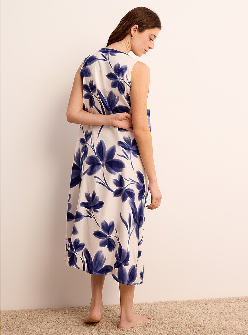 Navy blue flowers pleated bust long nightgown product image 3