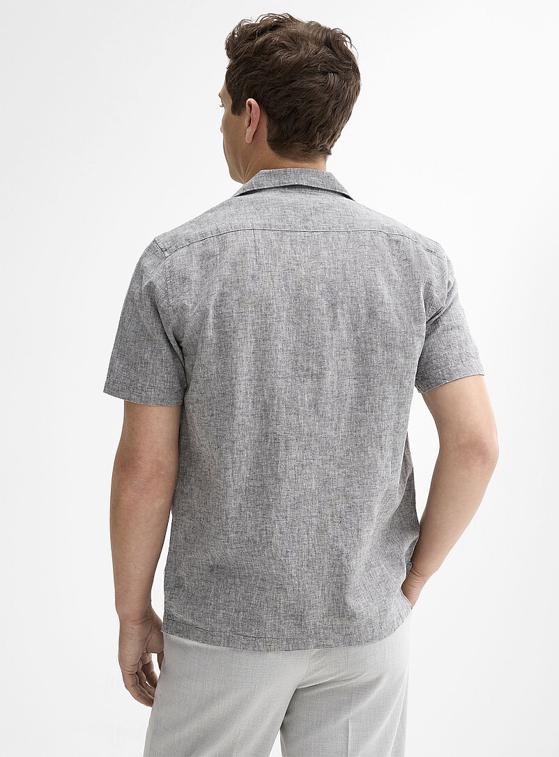 Lindbergh: La chemise col ouvert lin et coton <b>Coupe relaxe</b> Bleu marine - Bleu nuit pour homme