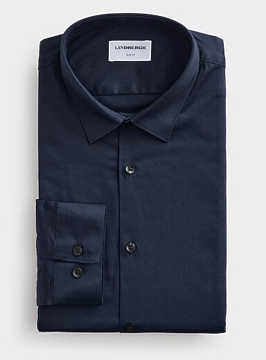 La chemise unie SuperFlex <b>Coupe ajust&eacute;e</b>