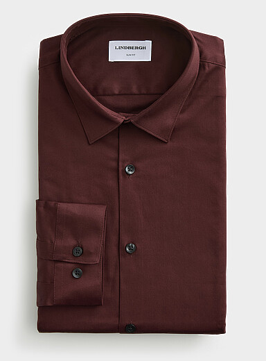 Lindbergh: La chemise unie SuperFlex <b>Coupe ajust&eacute;e</b> Bourgogne pour homme