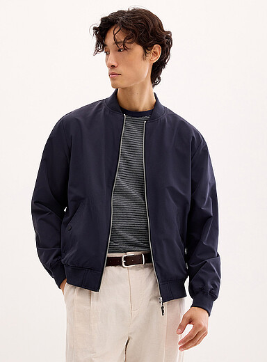 Le bomber nylon extensible