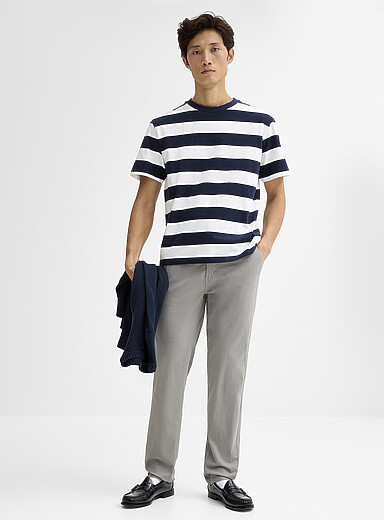 Lindbergh: Le chino micromotif <b>Coupe r&eacute;guli&egrave;re</b> Gris pour homme