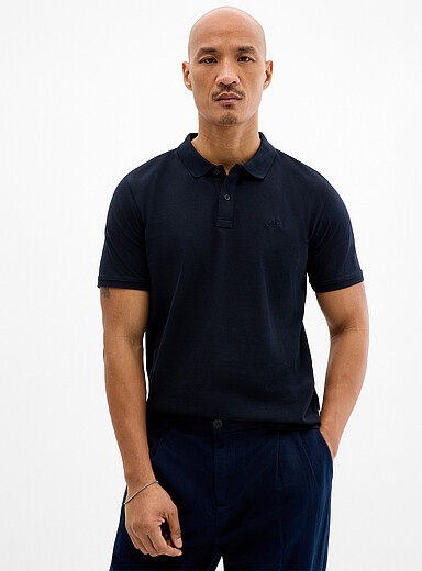 Stretch piqu&eacute; knit polo