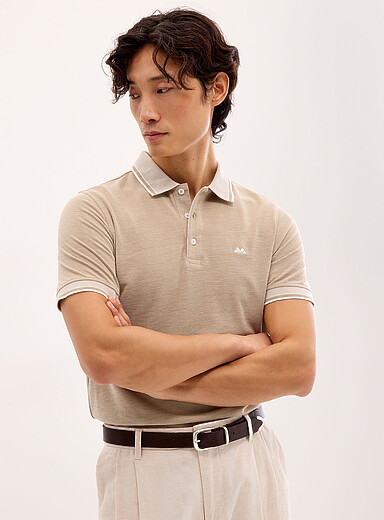 Two-tone piqu&eacute; polo