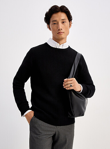Lindbergh Black Waffle knit sweater <b>Relaxed fit</b> for men