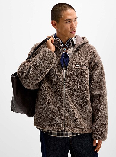Lindbergh: La veste capuchon toison moutonn&eacute;e Taupe pour homme