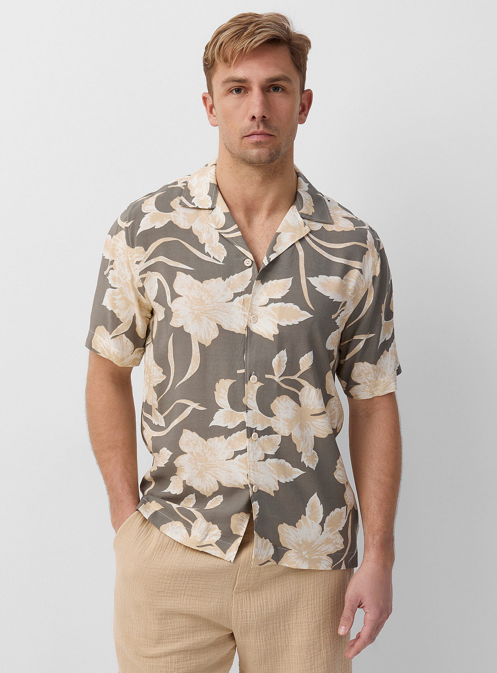 Lindbergh - Men's Cream floral camp shirt