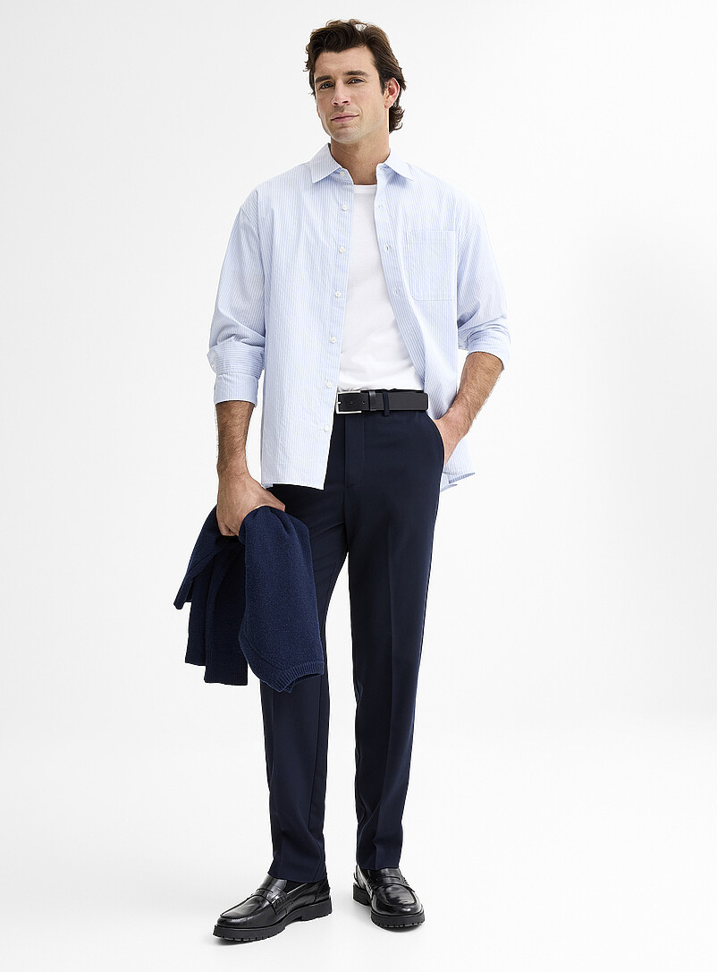 Ultra-comfortable stretch pant Relaxed fit product image (primary)