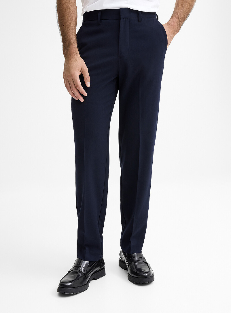 Ultra-comfortable stretch pant Relaxed fit product image 2