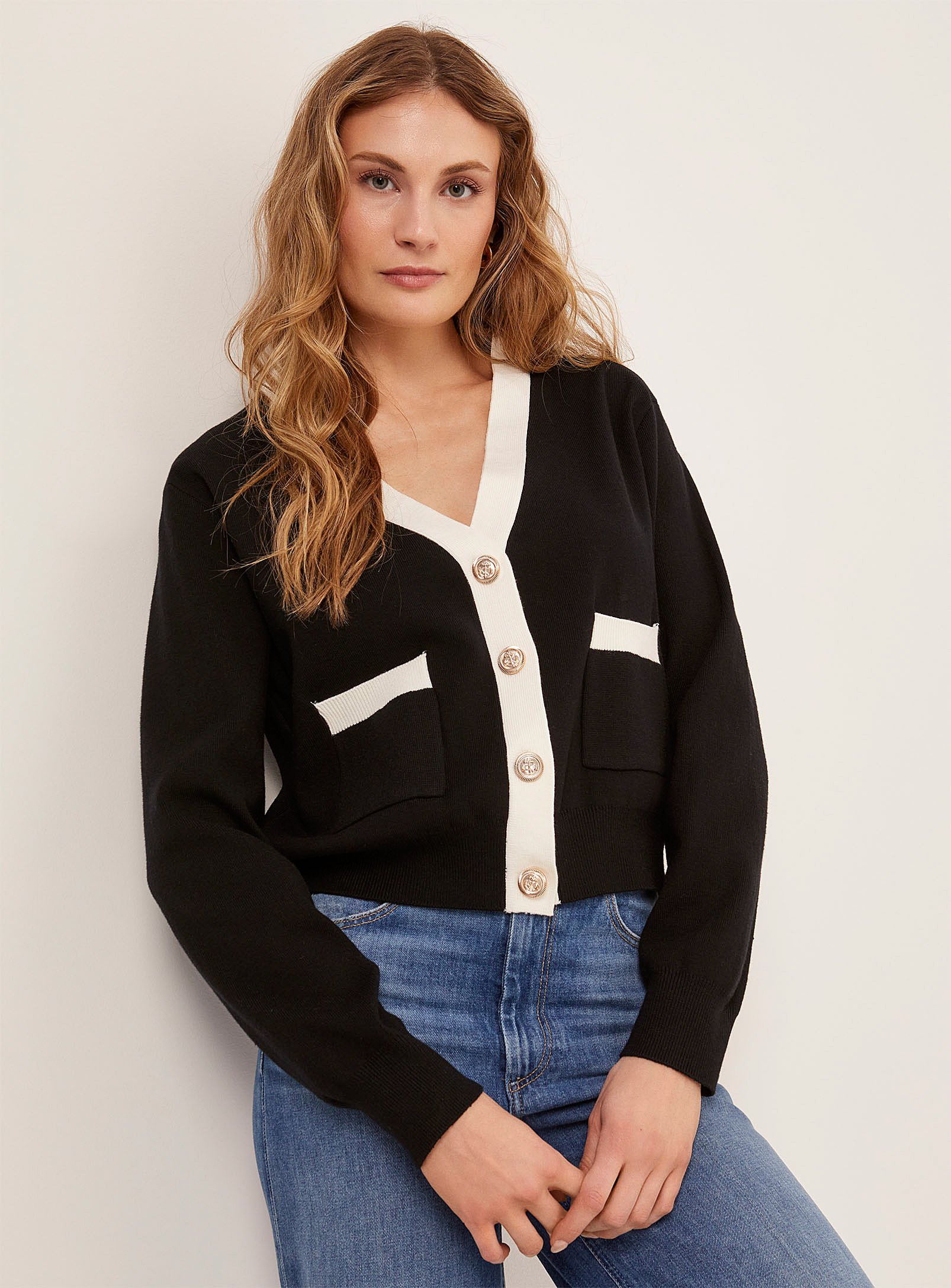 Contemporaine Golden Buttons Contrasting Accent Cardigan In Black