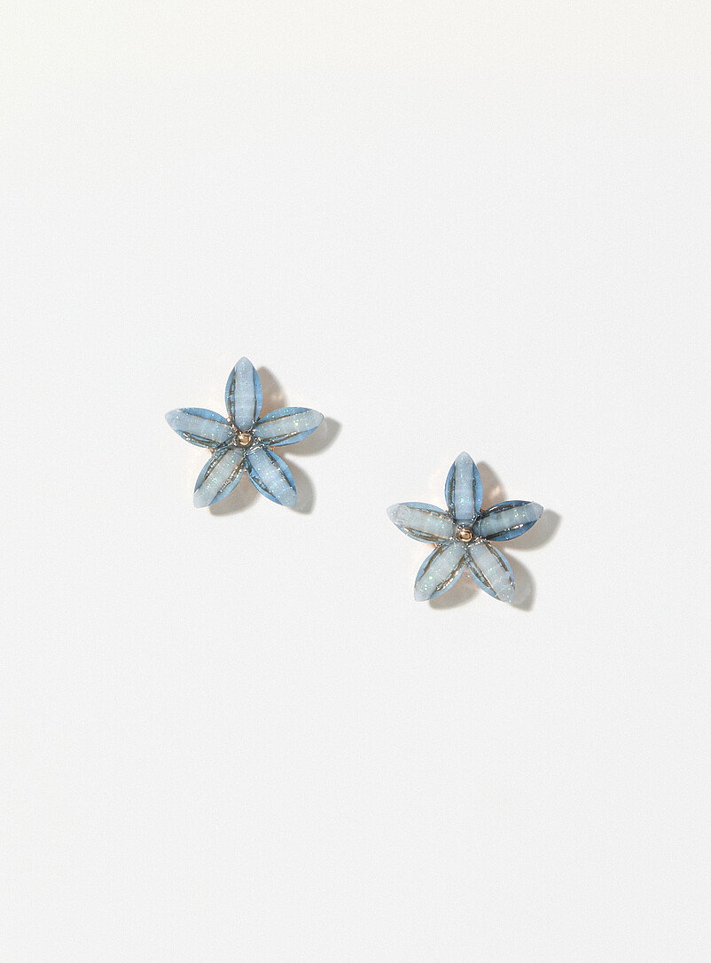 Gleaming flower earrings product image (primary)