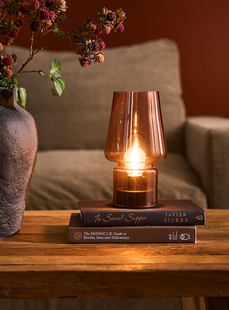 Amber retro-style portable open lamp | Humber | | Simons