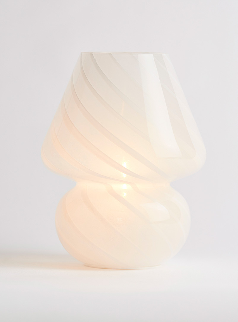 Portable mushroom-shaped table lamp product image 2