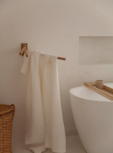 Waffled cotton bath sheet