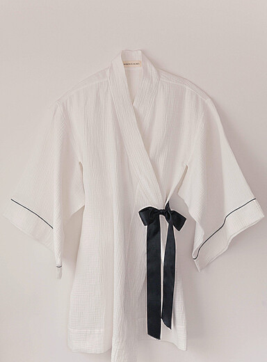 Satiny loop waffled cotton robe