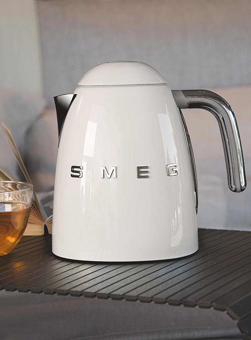 Smeg Ivory White Retro electric kettle