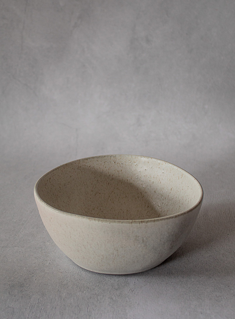 Ateleï Cream Beige Large speckled stoneware teardrop bowl